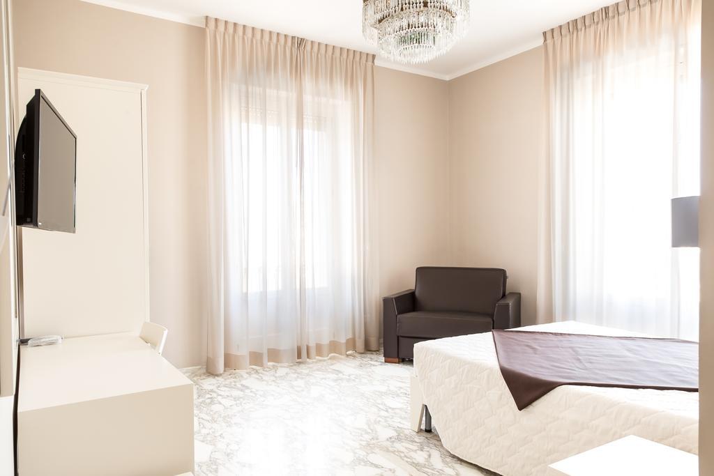 Faro Bianco Gallipoli - Suites & Apartments Extérieur photo