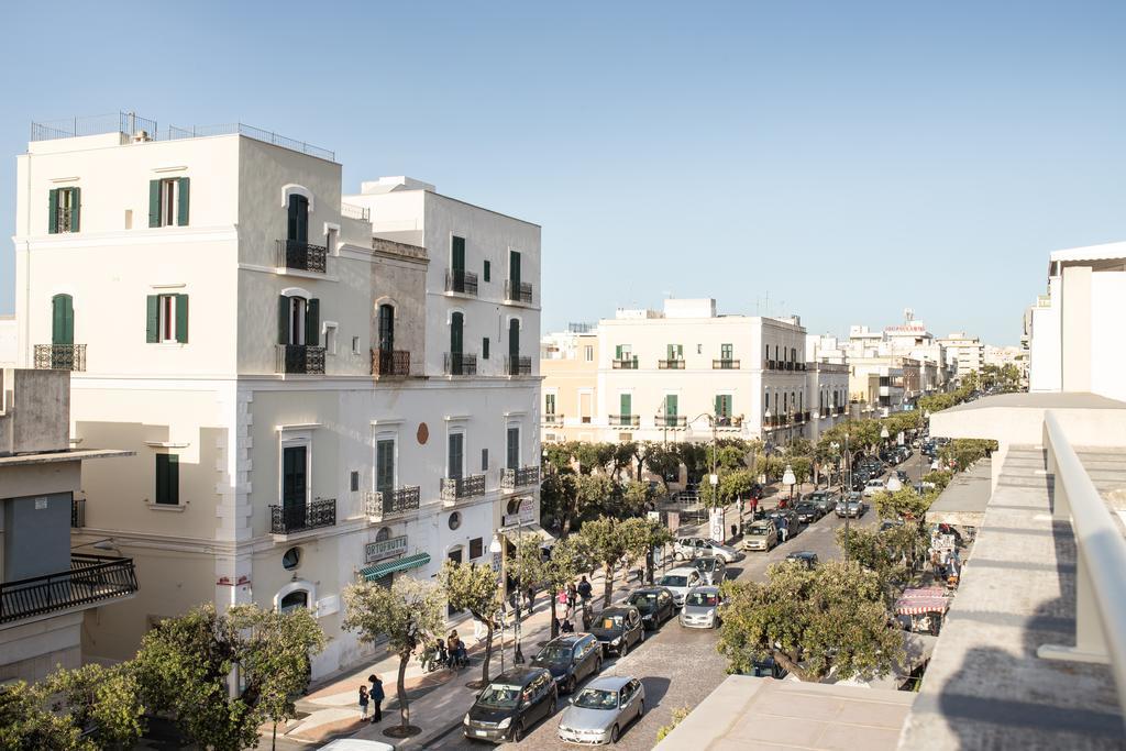 Faro Bianco Gallipoli - Suites & Apartments Extérieur photo