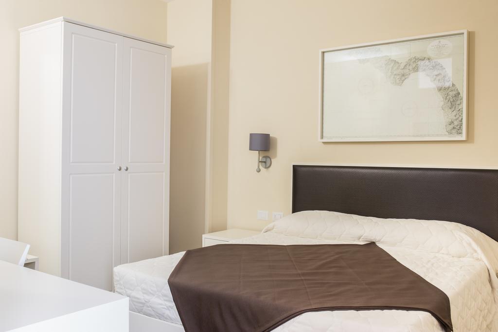 Faro Bianco Gallipoli - Suites & Apartments Extérieur photo