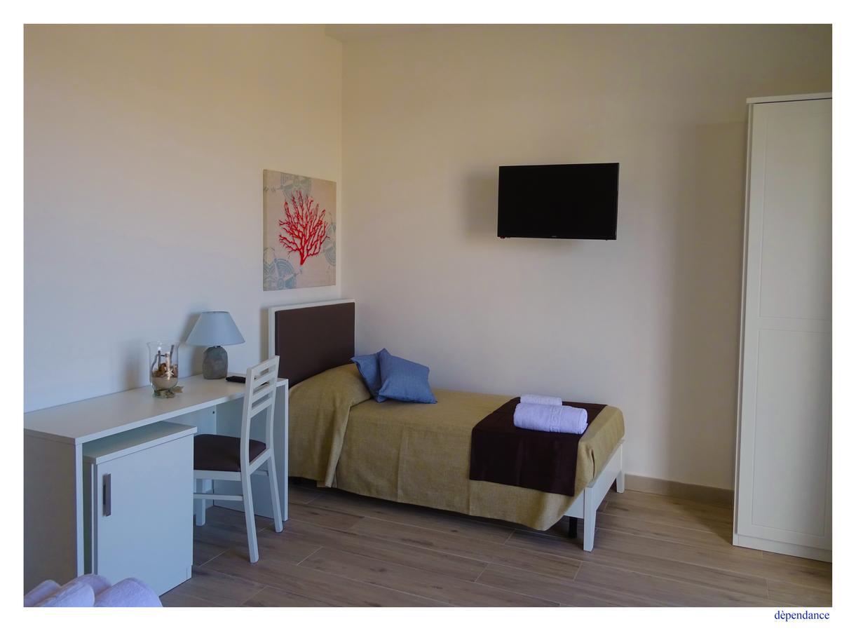 Faro Bianco Gallipoli - Suites & Apartments Extérieur photo