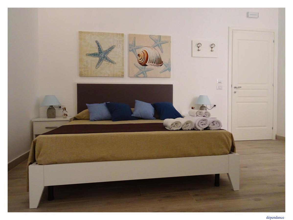 Faro Bianco Gallipoli - Suites & Apartments Extérieur photo