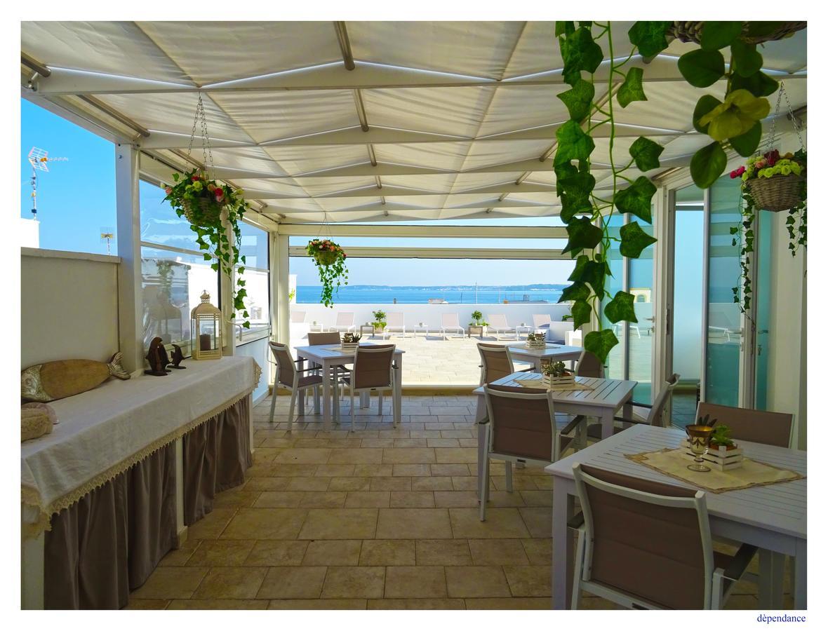 Faro Bianco Gallipoli - Suites & Apartments Extérieur photo