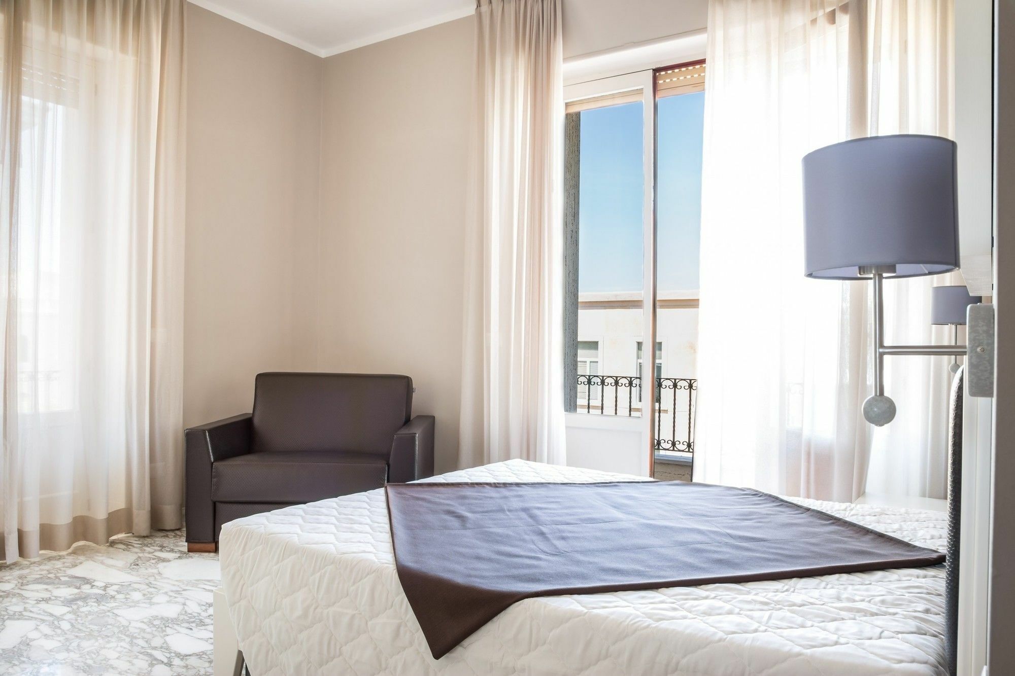 Faro Bianco Gallipoli - Suites & Apartments Extérieur photo